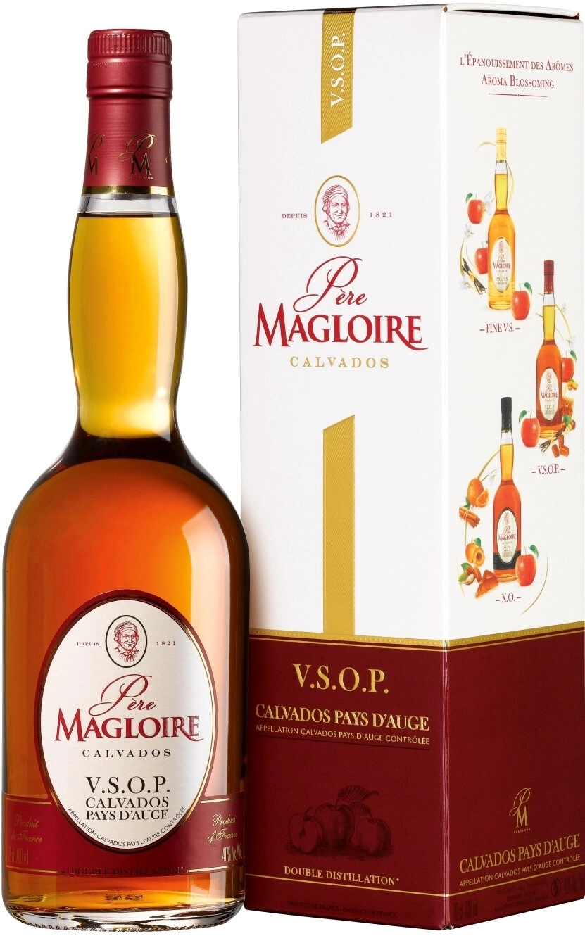 картинка Кальвадос "Пэр Маглуар" Пэи д'Ож V.S.O.P. ("Pere Magloire" VSOP) 0,5л, 40%, подарочная упаковка от магазина Солнышко